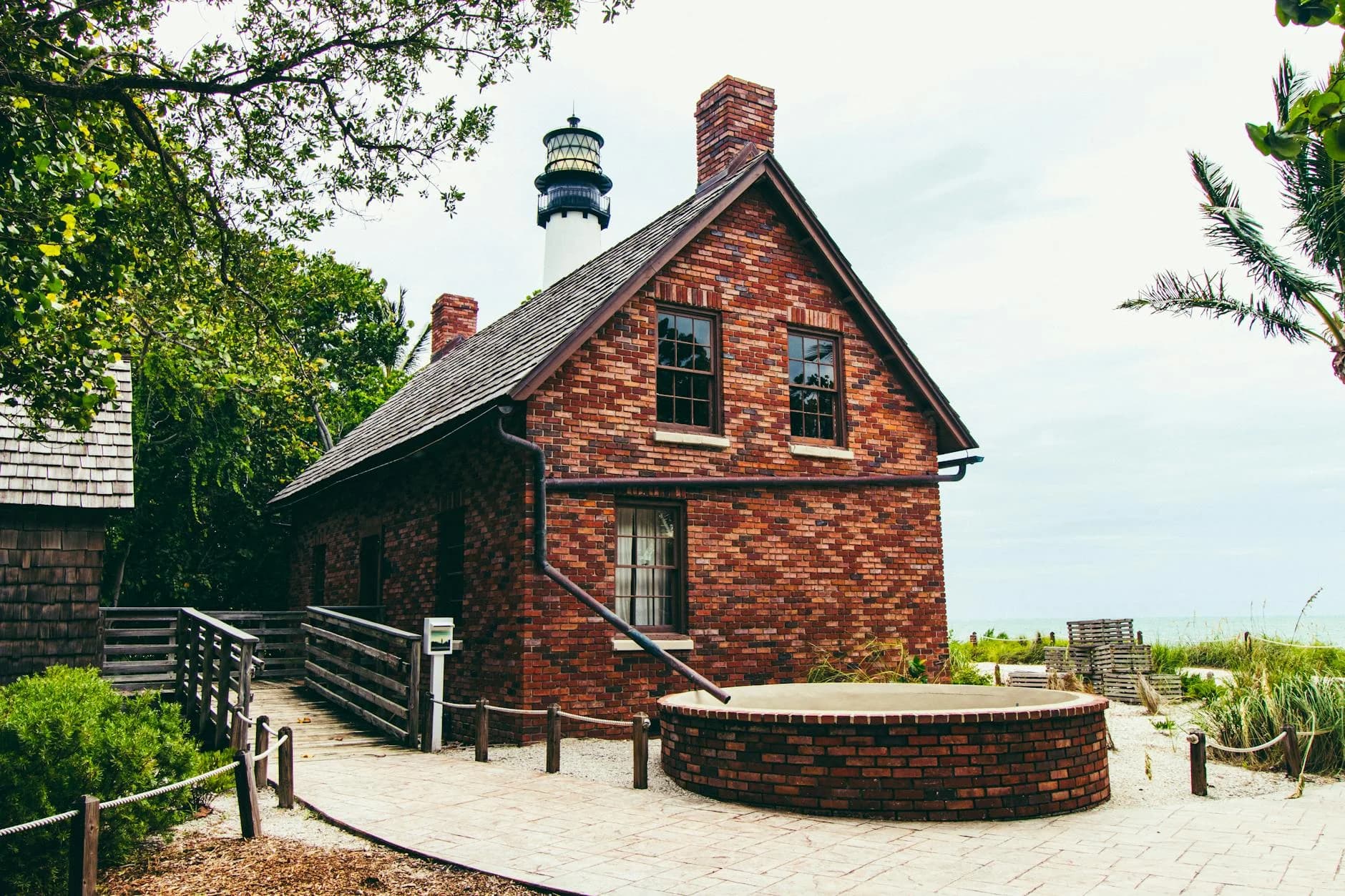 Loc A Charming Brick House Near The Cape Flo 1