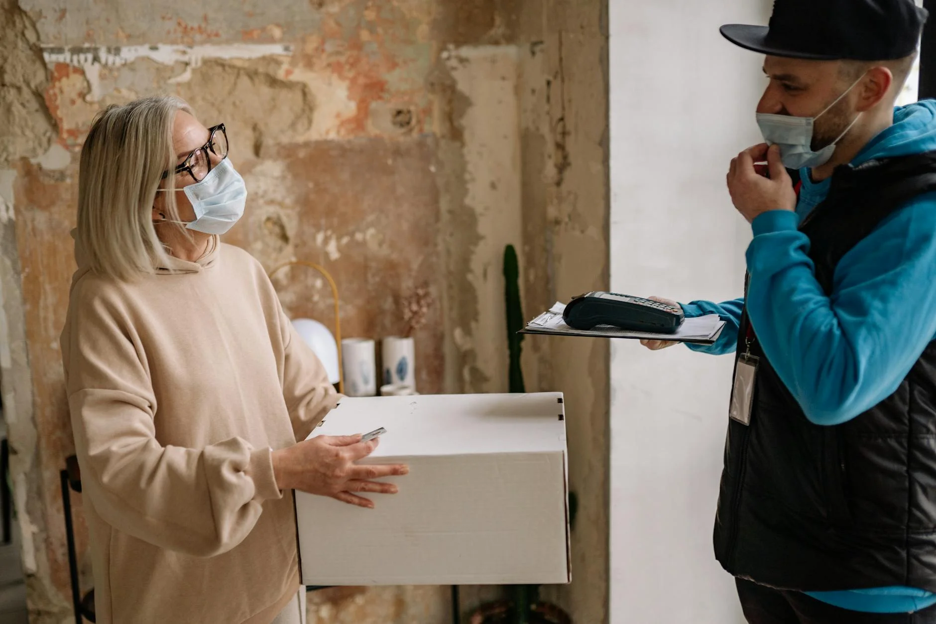 Cómo Manejar la Mudanza de Personas Mayores al Final del Verano