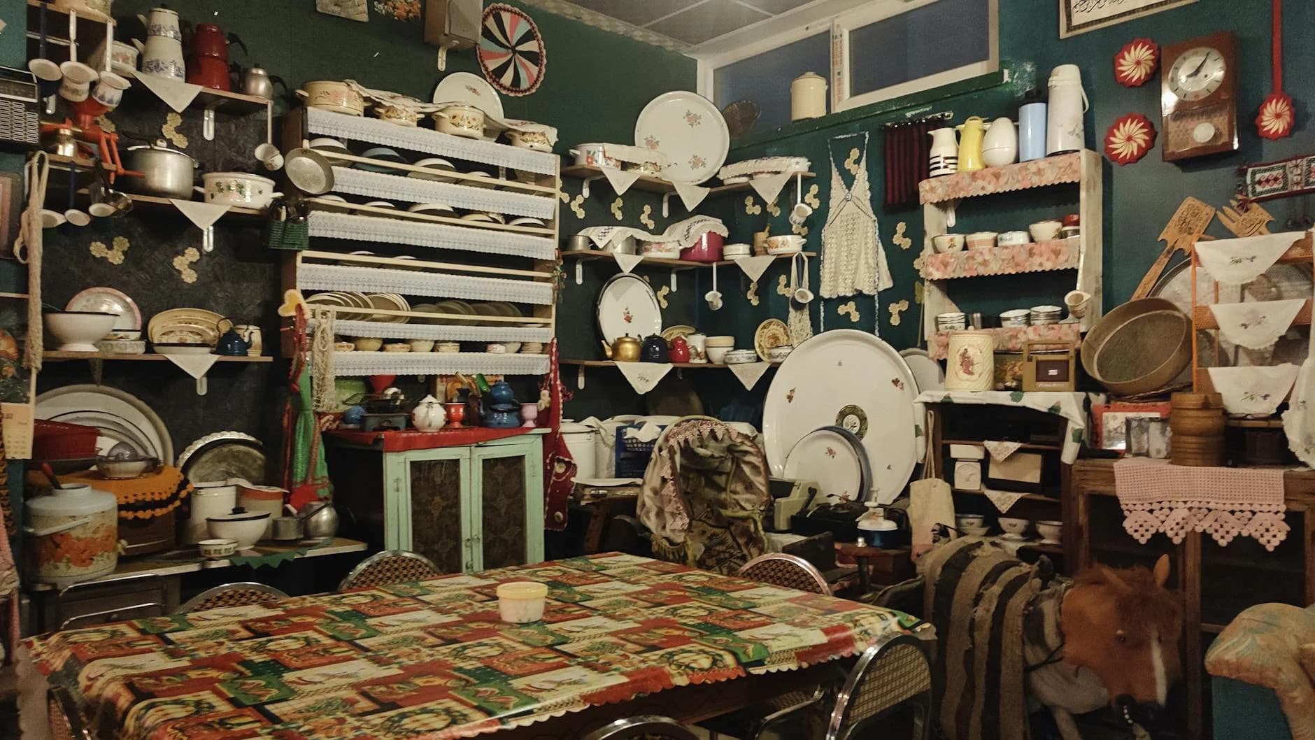 Antique Moving Planning for Valentine's Day Season