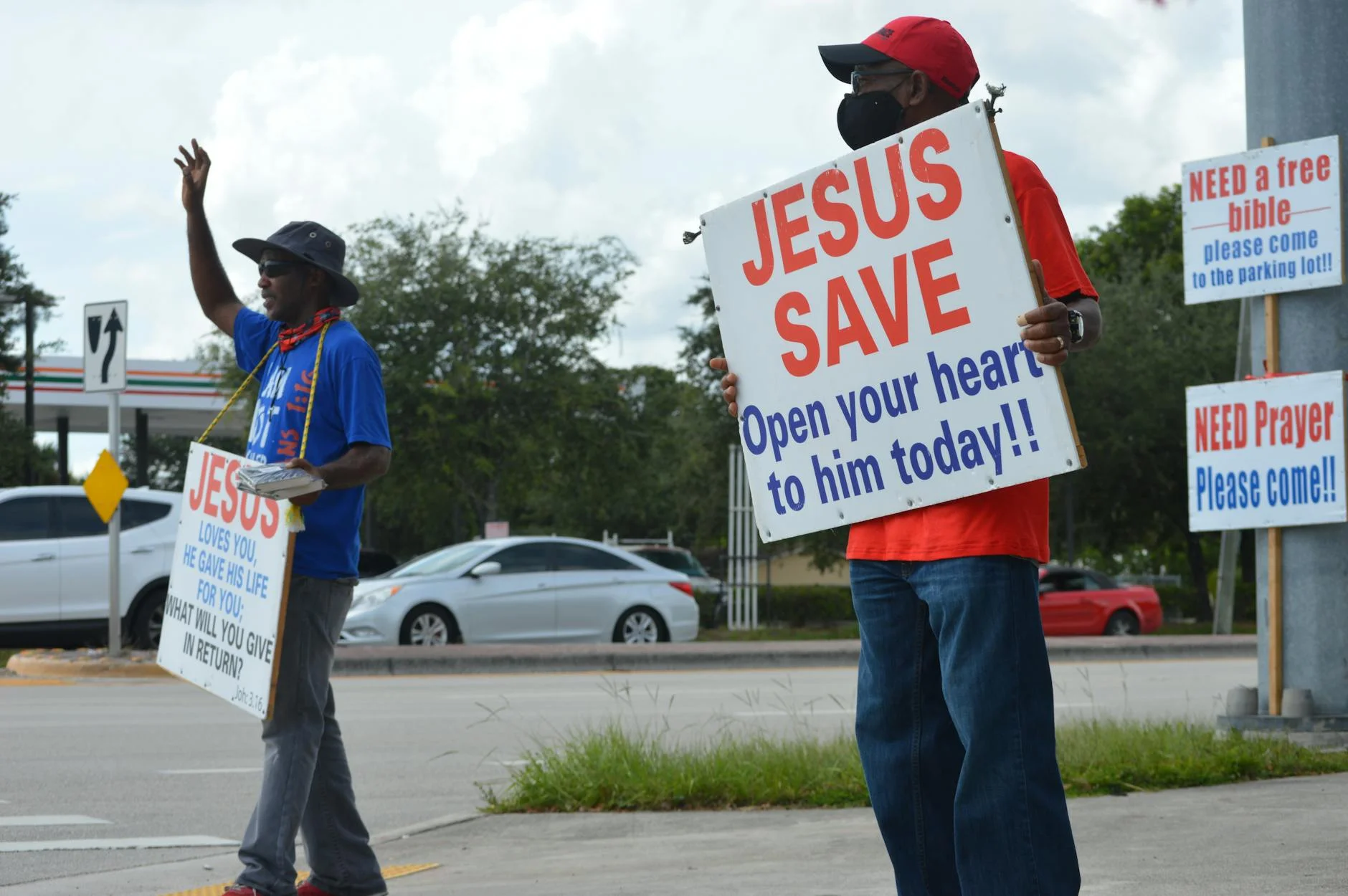 Public Street Evangelism With Signs Prom 2