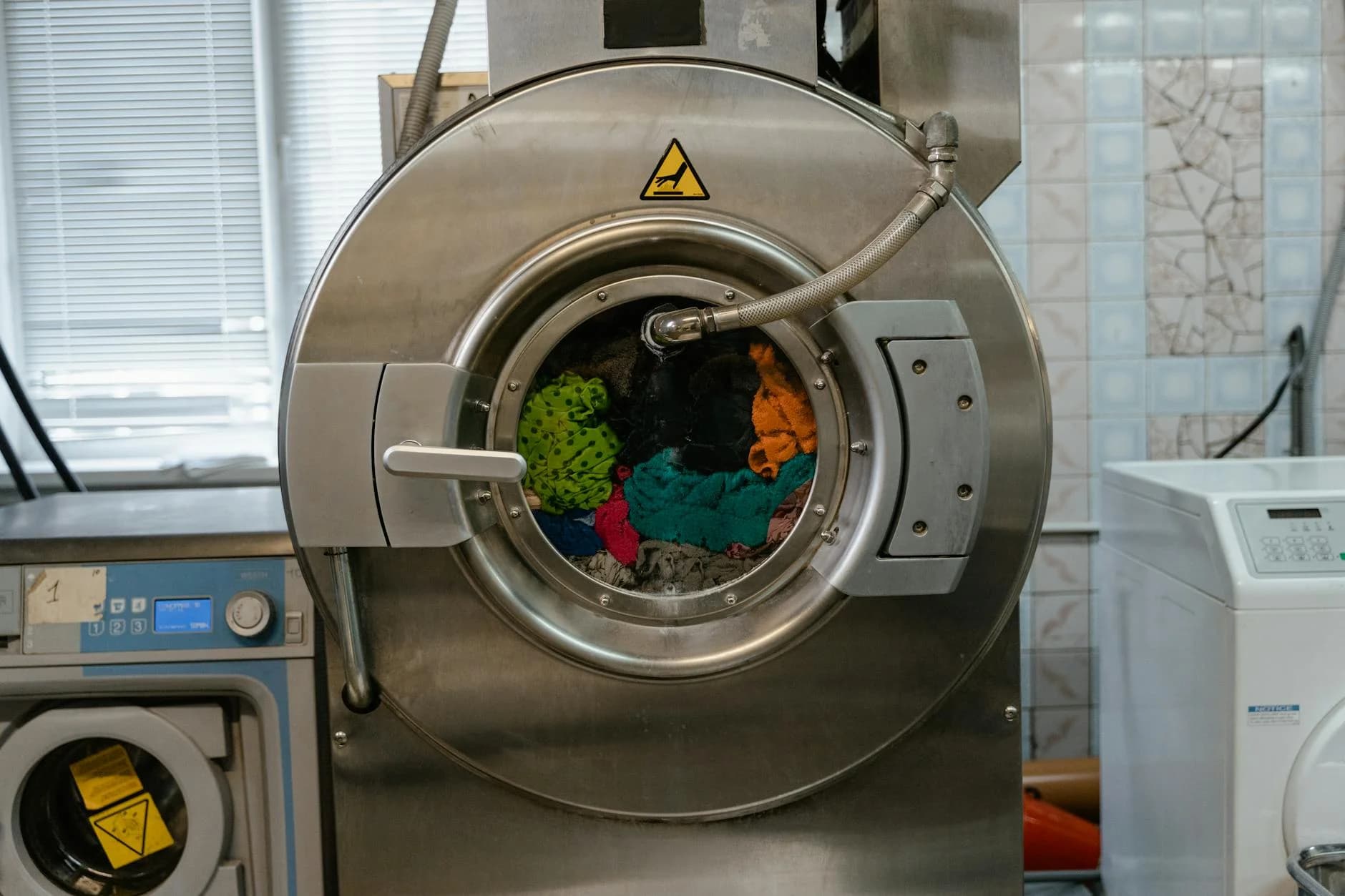 A Close Up Of An Industrial Washing Mach 2
