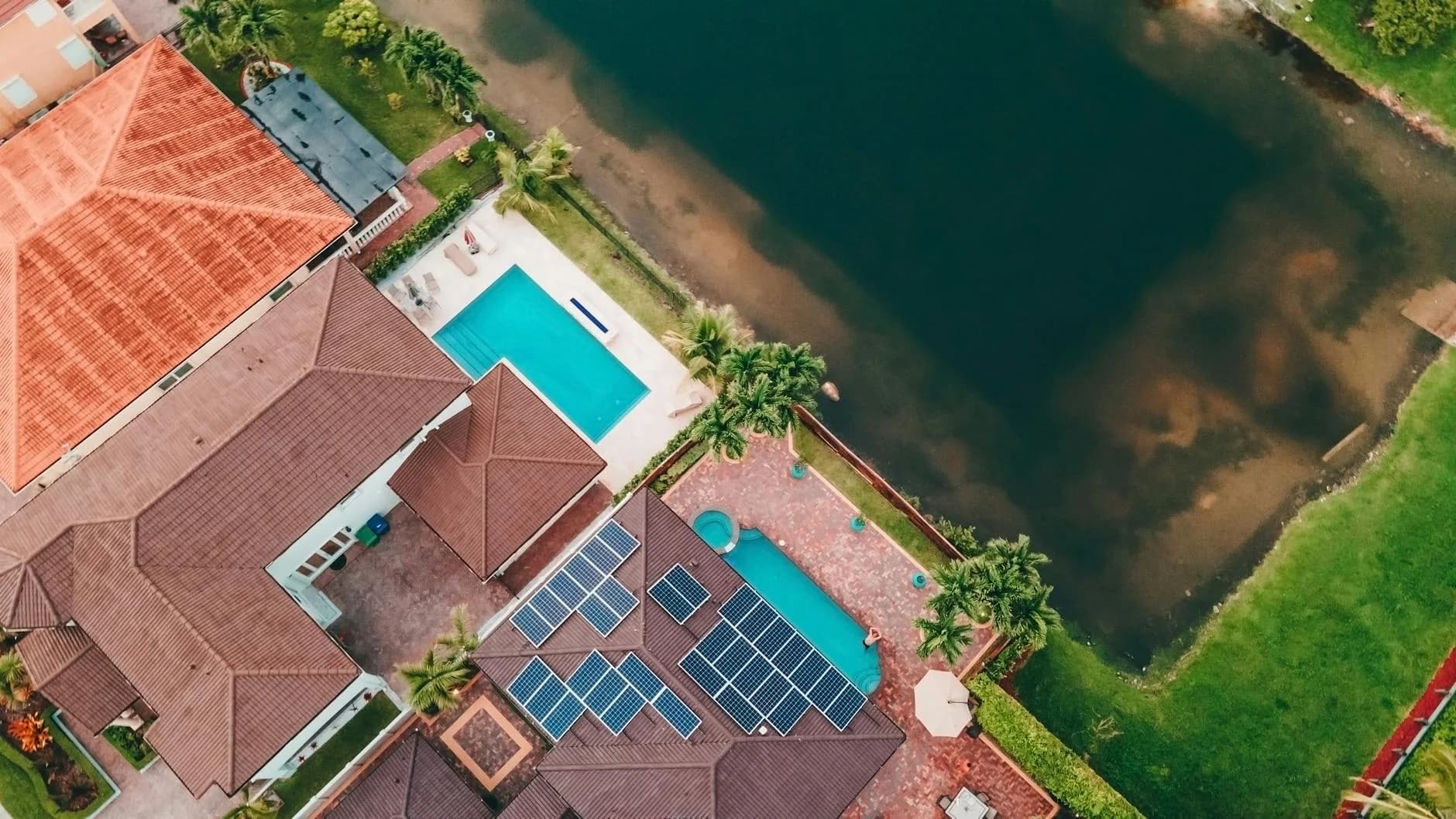 Loc Top Down View Of A Miami Home With Solar 1