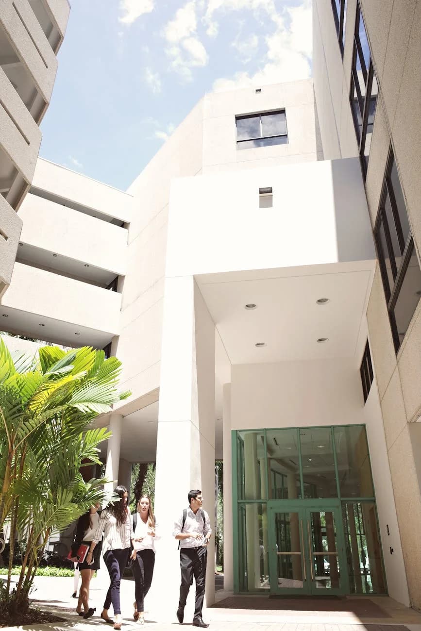 Students Walking On The Bright Universit 2
