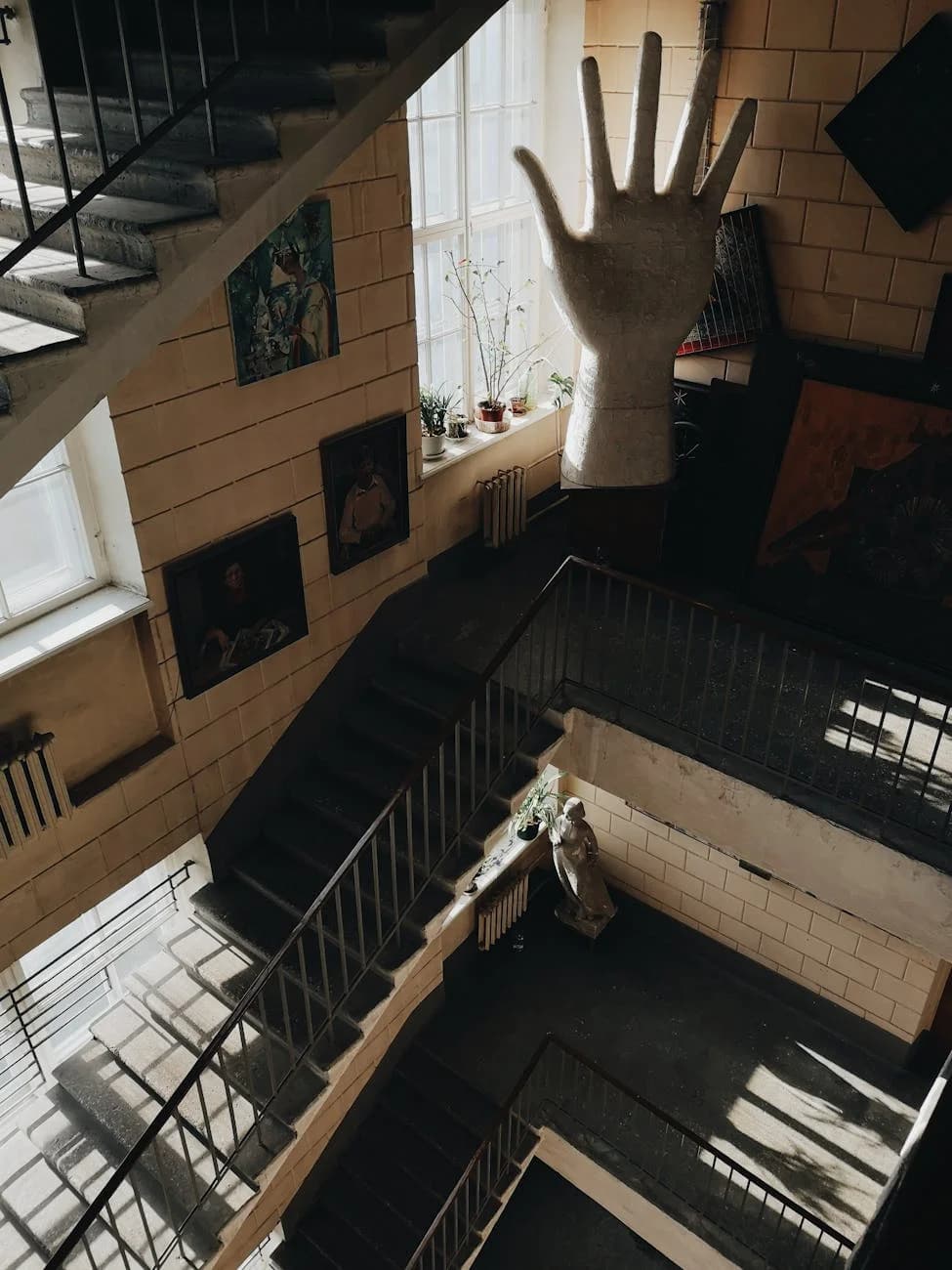 Indoor Staircase In A Museum With Sculpt 2