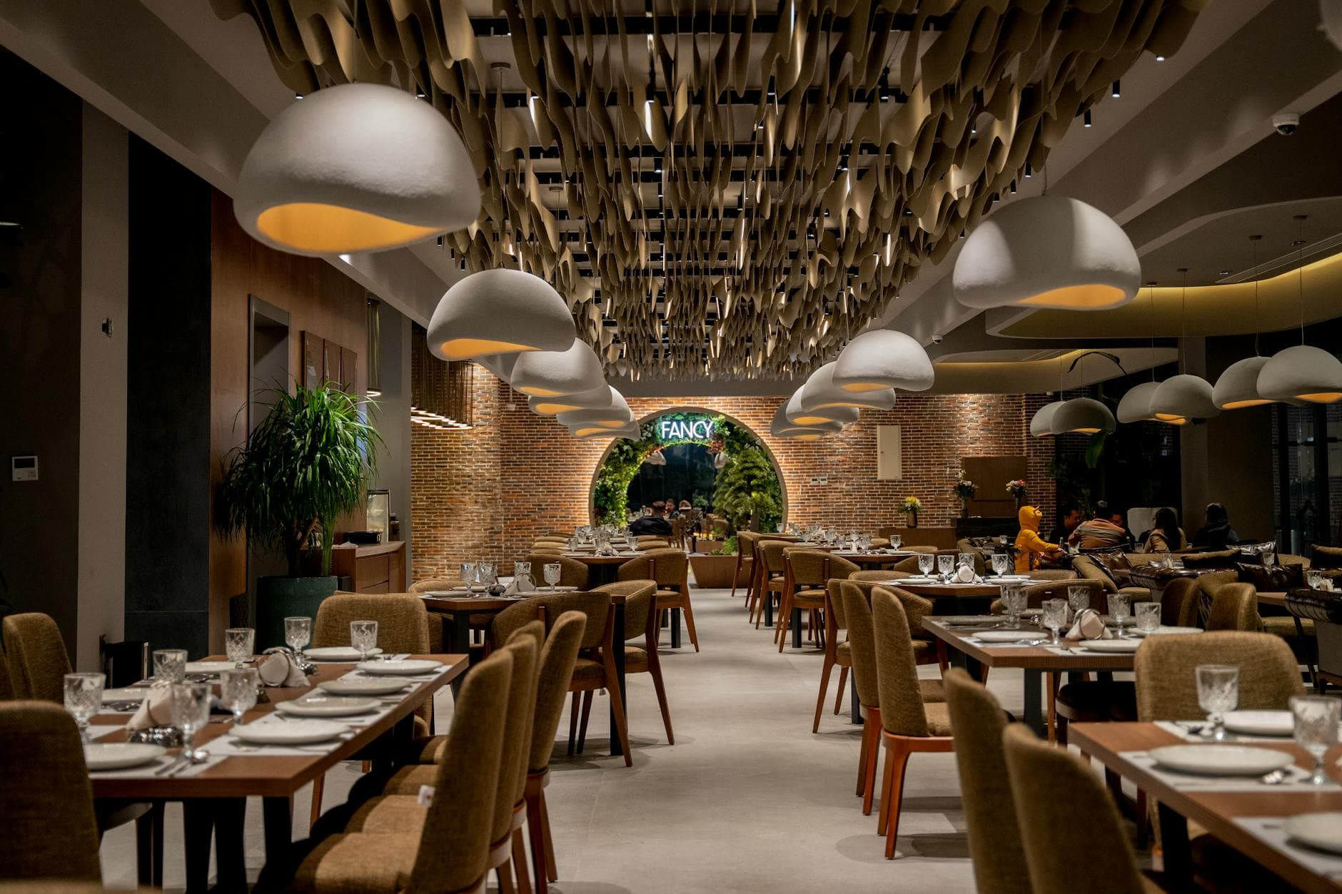 6 Must-Try Dining Spots in Flagler Village for New Residents