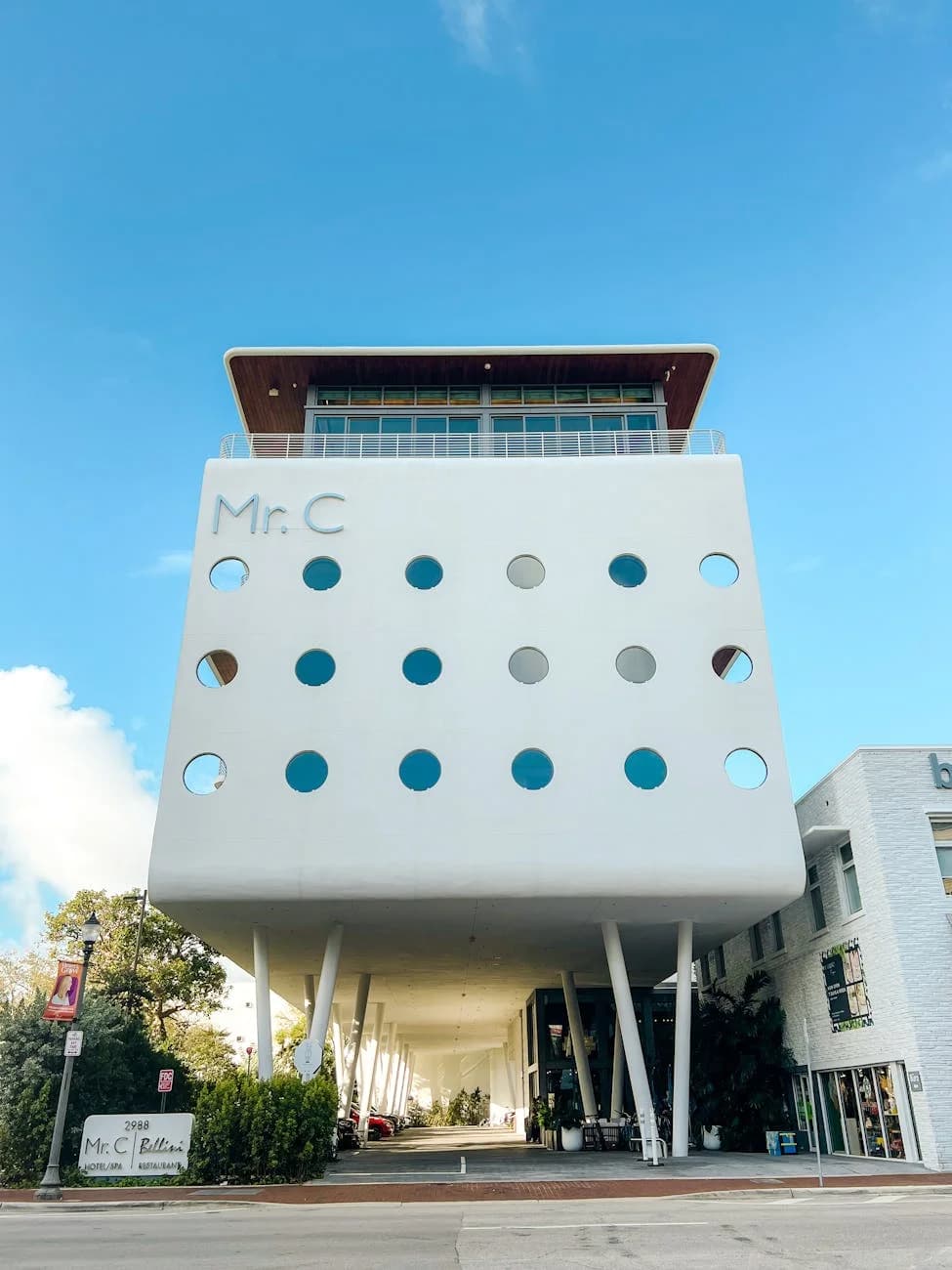 Contemporary Hotel Architecture In Miami 2
